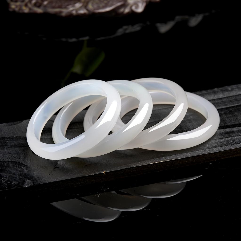Bright Moon Shines on Spring Water Moisturizing and Transparent White Moonlight Jade Marrow Bracelet