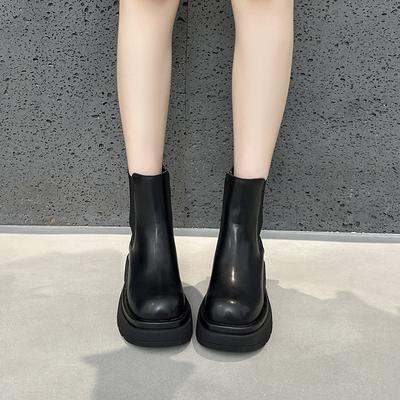 Осенние ботинки Мартин на платформе женские новые универсальные ботинки Челси сигаретного цвета ранняя осень черные короткие ботинки