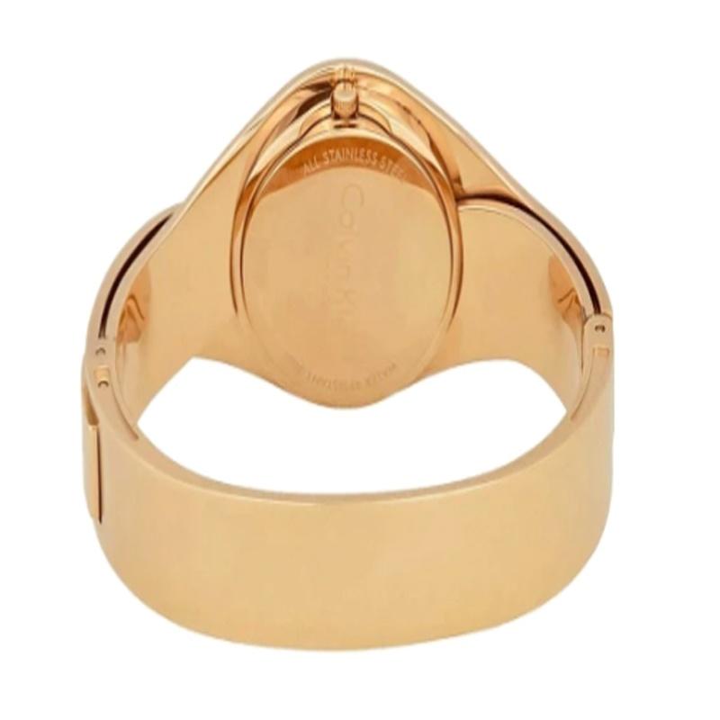 Calvin Klein / Серия Senses Часы Кварцевый механизм Стальной ремешок 35 мм Серебристый циферблат Женские часы Водонепроницаемость 30 метров K5N2M626