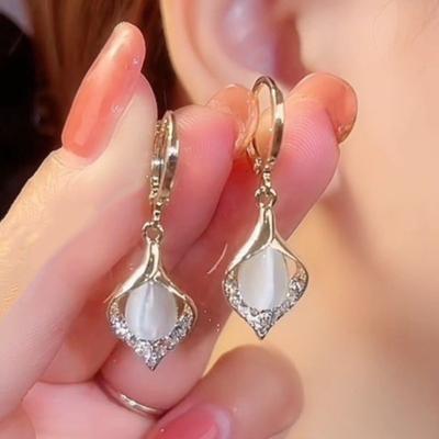 Серьги-пряжки Angel's Eye Ear, Light Luxury, High End, Temperament, Trendy Water Drop, Серьги с камнями Cat Eye, Женские