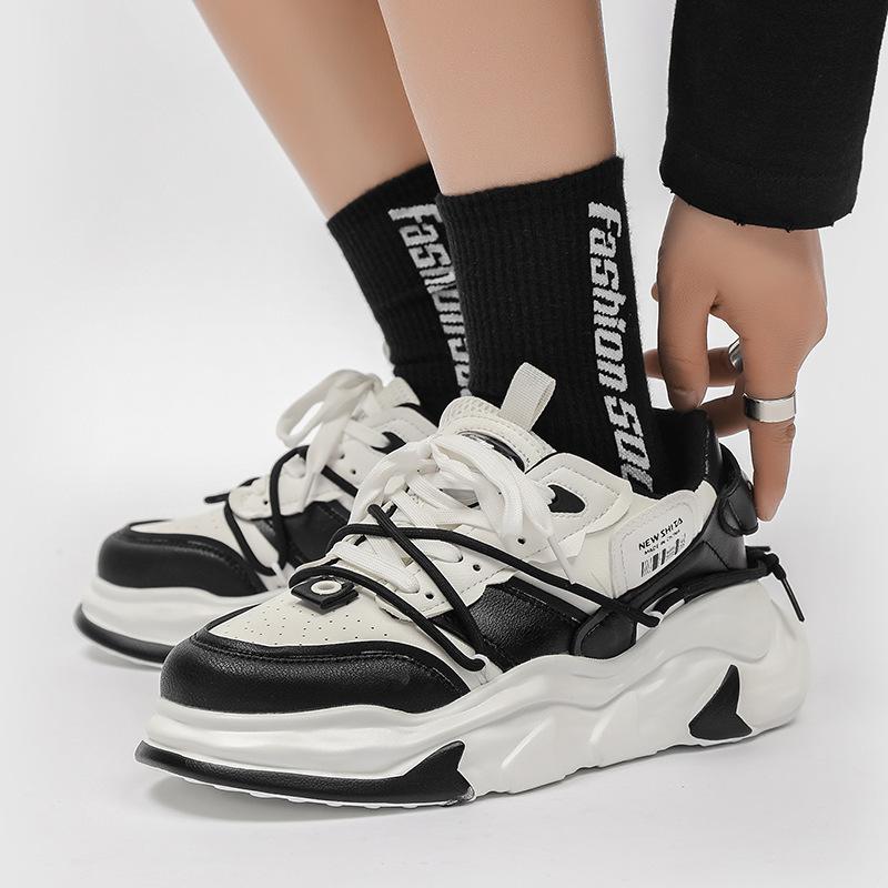 Guochao niche little white shoes women's versatile casual sports shoes popular bread shoes platform student board shoes men's advanced sense