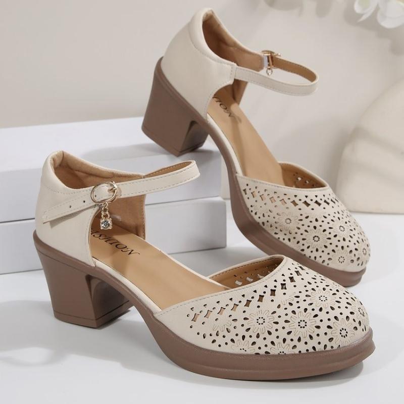 Женские сандалии из высококачественной кожи, удобные летние туфли на высоком каблуке, нескользящие, с перфорацией, большого размера, на платформе