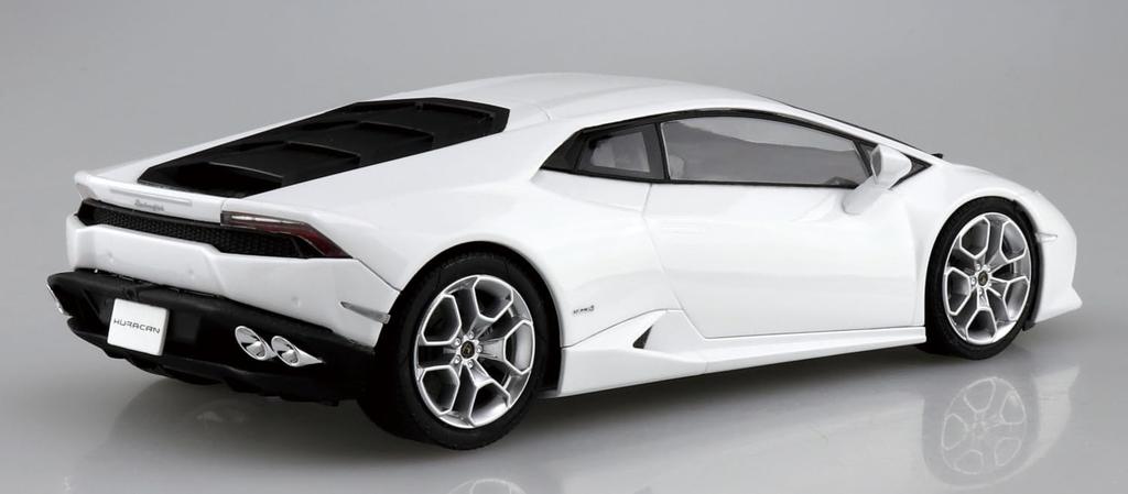 AOSHIMA Prepainted Model Series 2014 Lamborghini Huracan White Painted Plastic Model Green 1/24 04-B