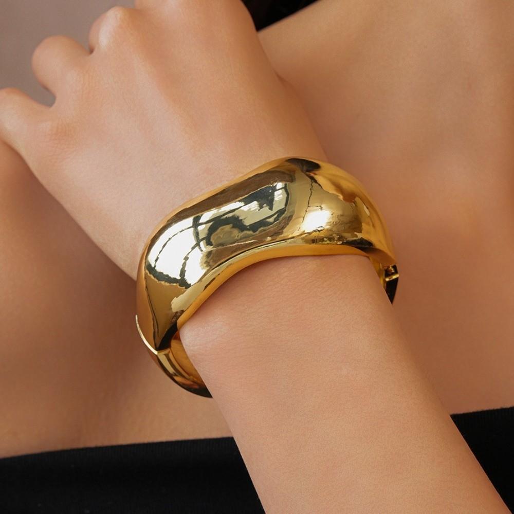 Jewelry Accessories Metal Cuff Bangles Gold Silver Color Exaggerated Bracelet Gift