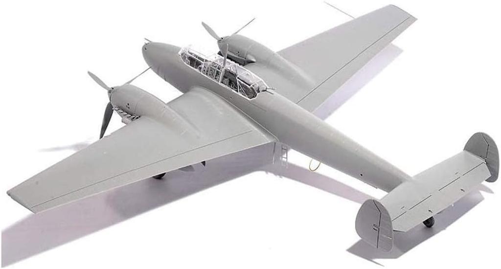 PLATZ В комплект входит маскирующий лист для немецкого самолета Messerschmitt Bf110 времен Второй мировой войны, пластиковая модель CH3203SP 1/32 C-7 (Самолет)