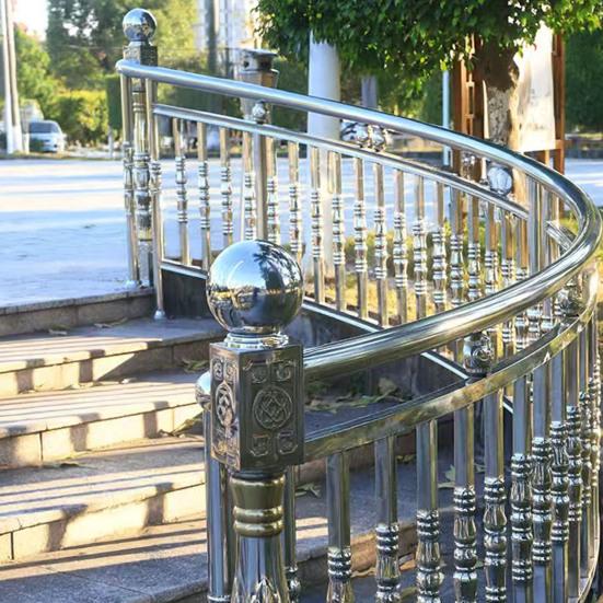 6 Pcs Stainless Steel Decorative Balls Metal Hollow Balls Smooth Gazing Mirror Ball for Home Garden Dcor