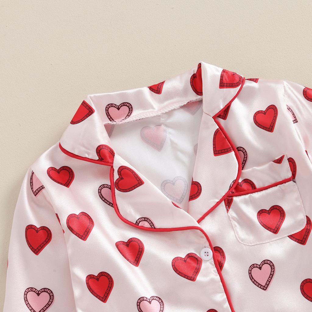 Комплект домашней одежды на осень для мальчиков и девочек, рубашка с длинными рукавами и пуговицами на лацканах с принтом в виде сердца + свободные длинные брюки на резинке на талии, пижамный комплект