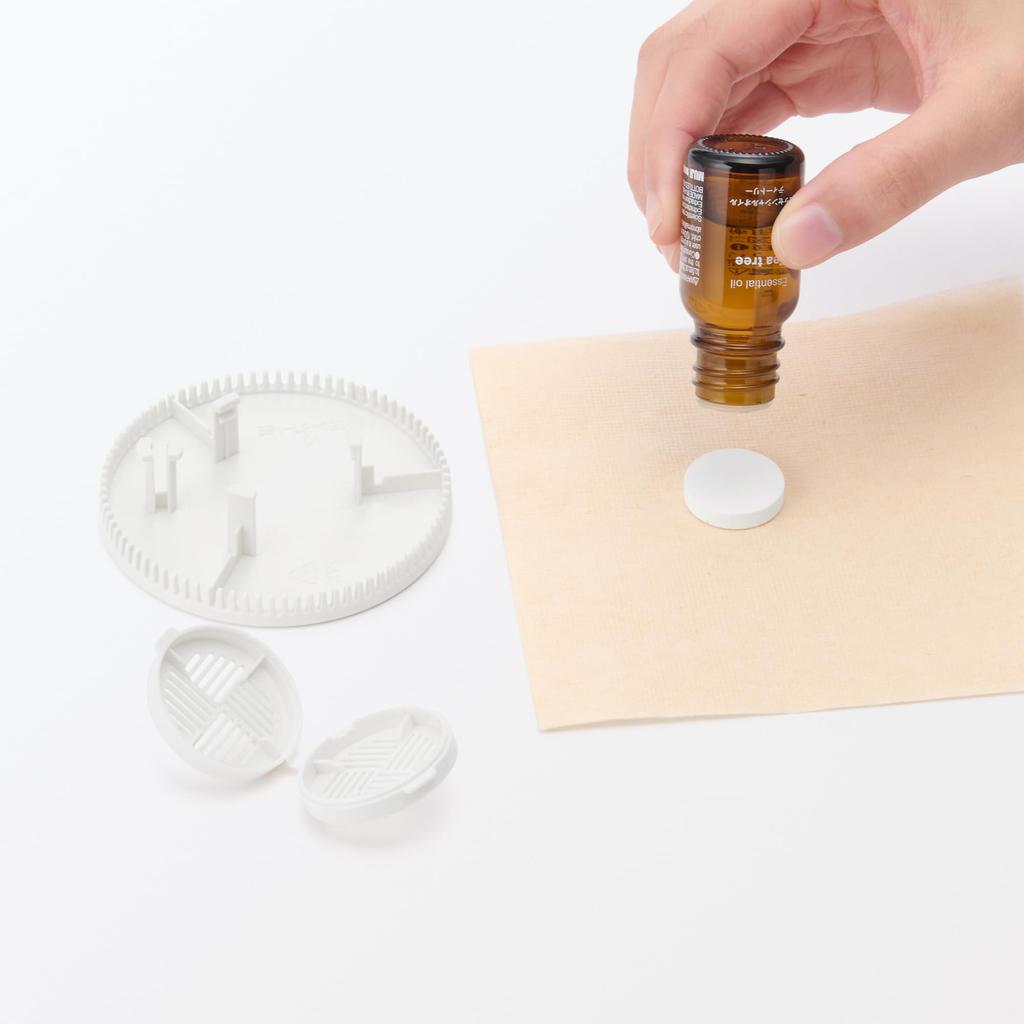 MUJI DC Fan with Adjustable Swing Range MJ-DCLF1