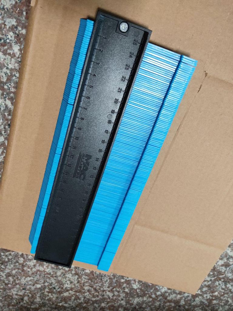 Contour Gauge Shaper - Irregular Profile Ruler