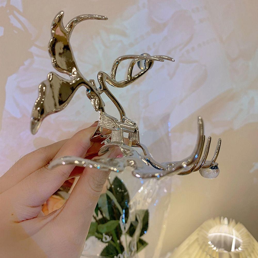 Wave Metal Shark Clip Starfish Geometric Hair Claw Creative Fish Tail Shape Claw Clips  Wash Face