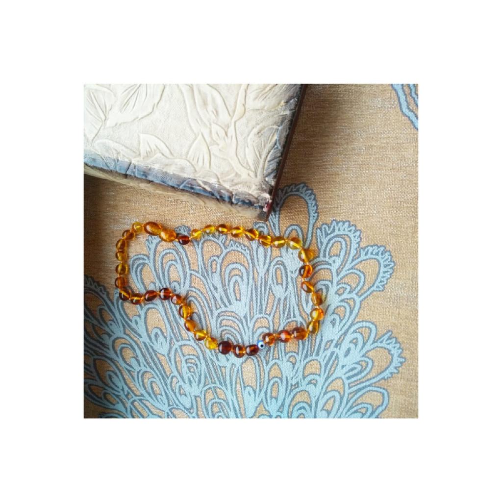 Сертифицированное оригинальное колье Baltic Drop с янтарным зубом на ваше имя