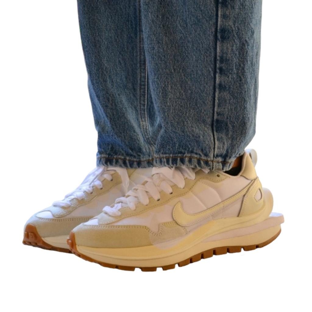 Nike Vaporwaffle Sacai Sail Gum