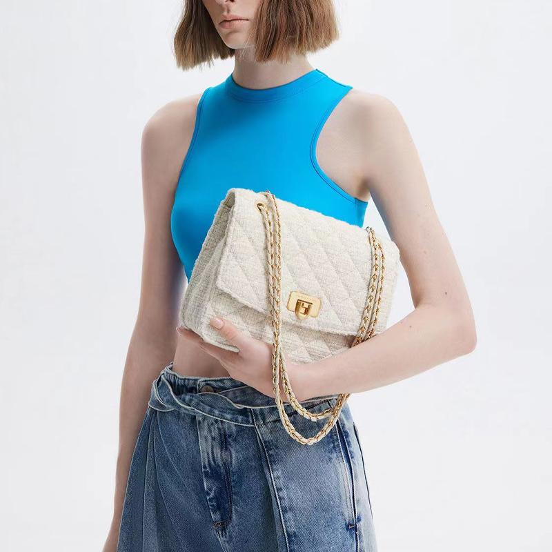 Сумка через плечо Charles & Keith с стеганой цепочкой Женская сумка на плечо Многоцветная CK2-70782173-1