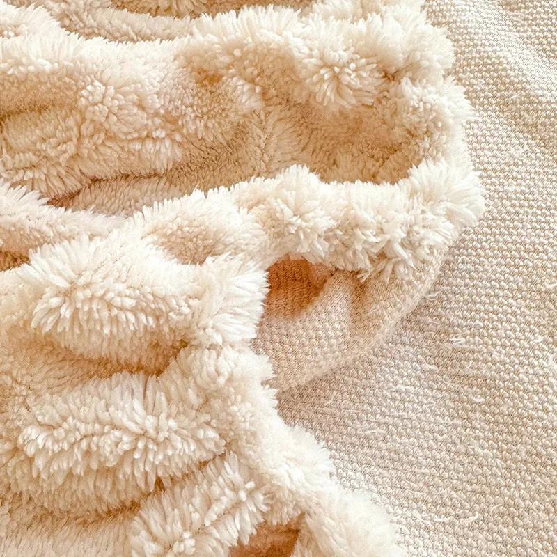 Coral Velvet Bedsheet Bedspread Milk Velvet Mattress Protective Cover Winter Plush Insulation Bedspread Single Queen King Size