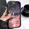 Черный чехол с вогнутой канавкой 'Цветочная дорожка у моря' для iPhone 14/15/16/17 Pro Max