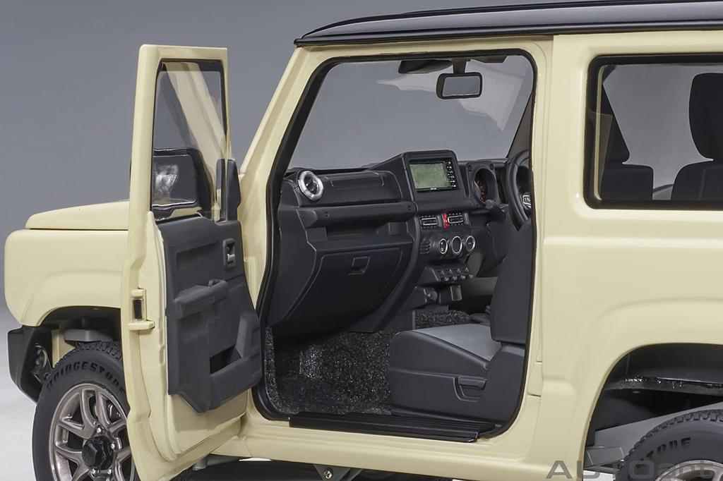 AUTOart Suzuki Jimny Слоновая кость Крыша Готовое изделие 78500 1/18 (JB64) Металлик/Черный