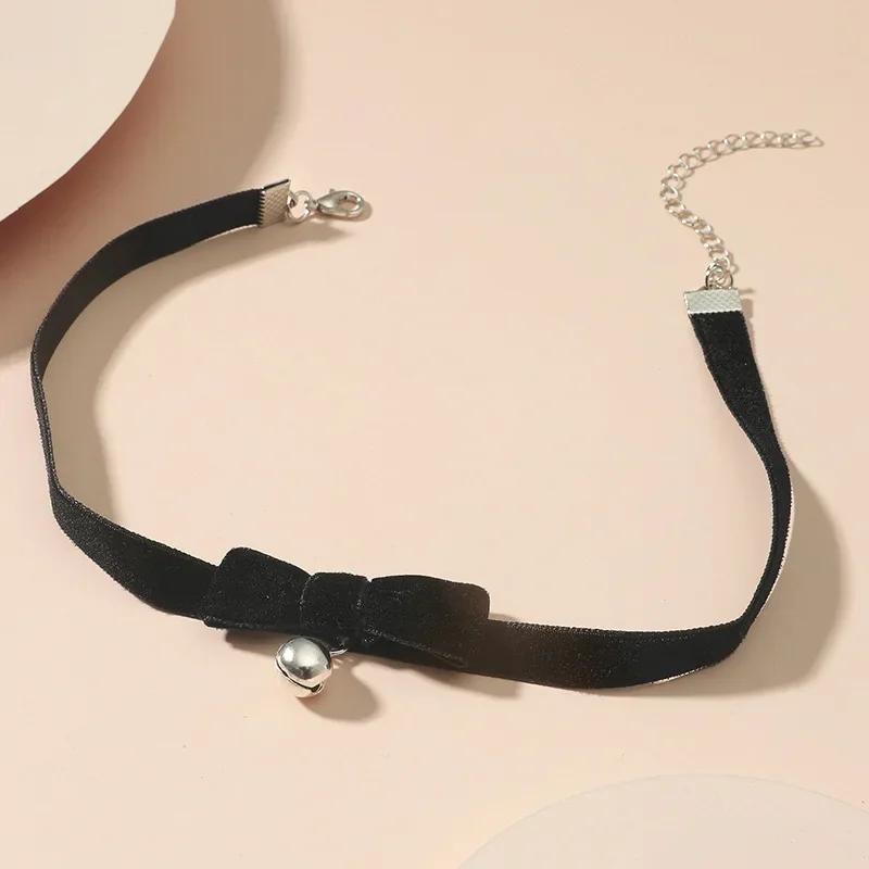 Бархатный чокер-торк с бантом и колокольчиком, ручной работы, черного и красного цвета, подвеска-ожерелье, косплей, чокер-воротник, винтажная рождественская костюмная бижутерия