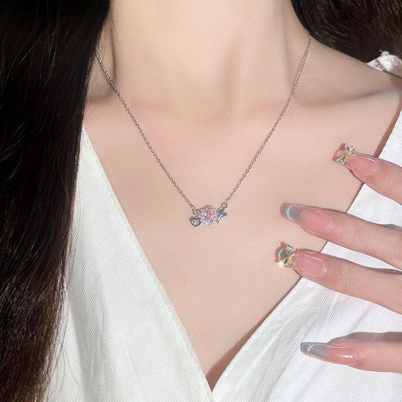 Оригинальное ожерелье Love Jewelry Женская мода Темпераментная цепочка на ключицу в форме сердца для милой девушки из нержавеющей стали
