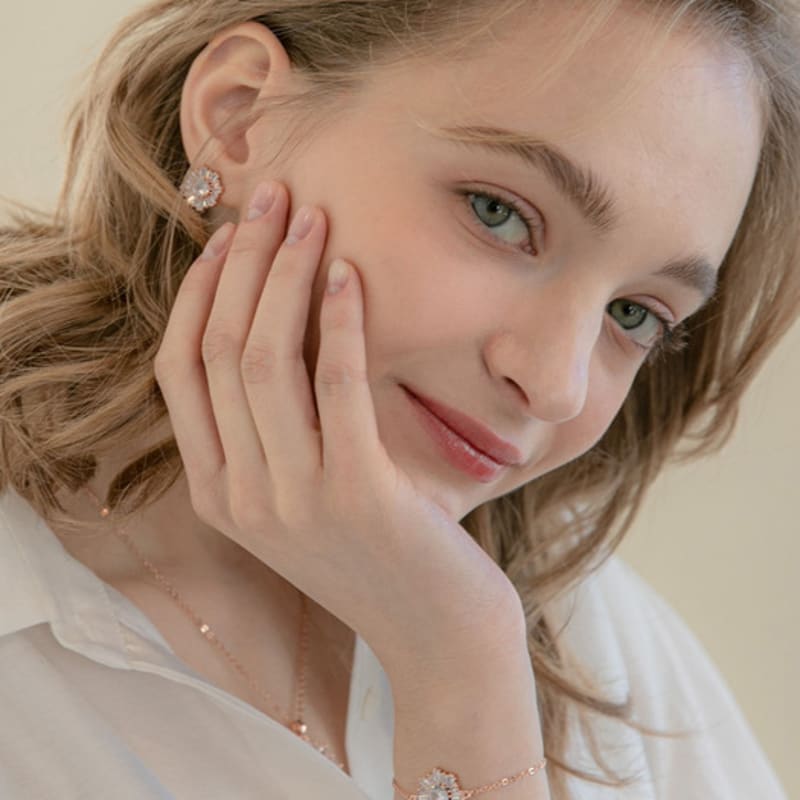 Jean Paul Clarisse Flower Cubic Bracelet JB-22-036B