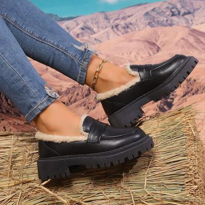 Модные зимние хлопковые мокасины 2024 года, новый стиль, простые однотонные ботинки с неглубоким носком, нескользящая толстая подошва, трендовая обувь