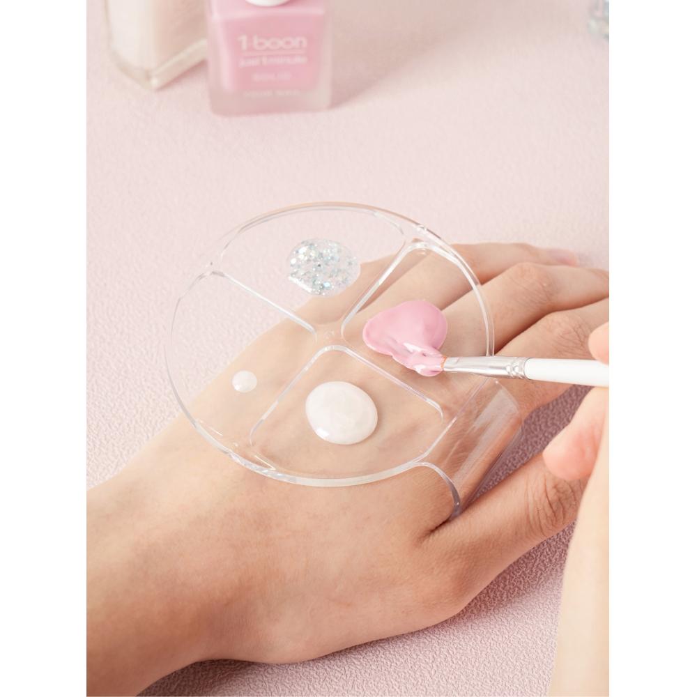 Daiso 4 Compartment Transparent Nail Palette