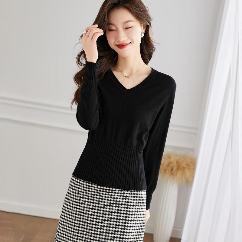 Srcr Women's V-Neck Short Fine Wool Sweater for Petites