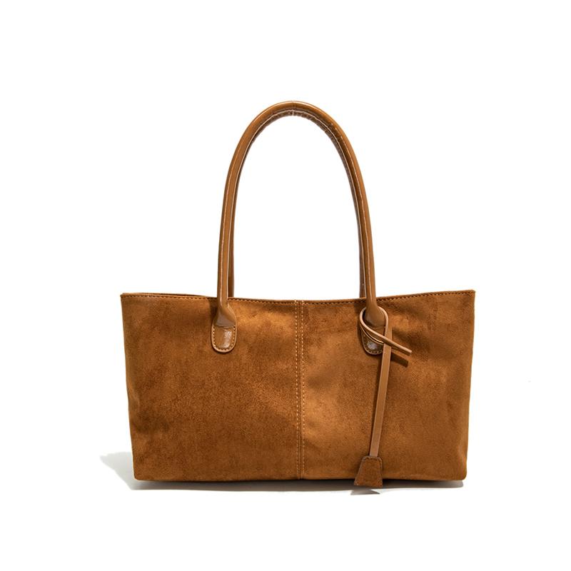 Elegant handbag women's British style solid color casual handbag large capacity shoulder bag women's retro women's bag