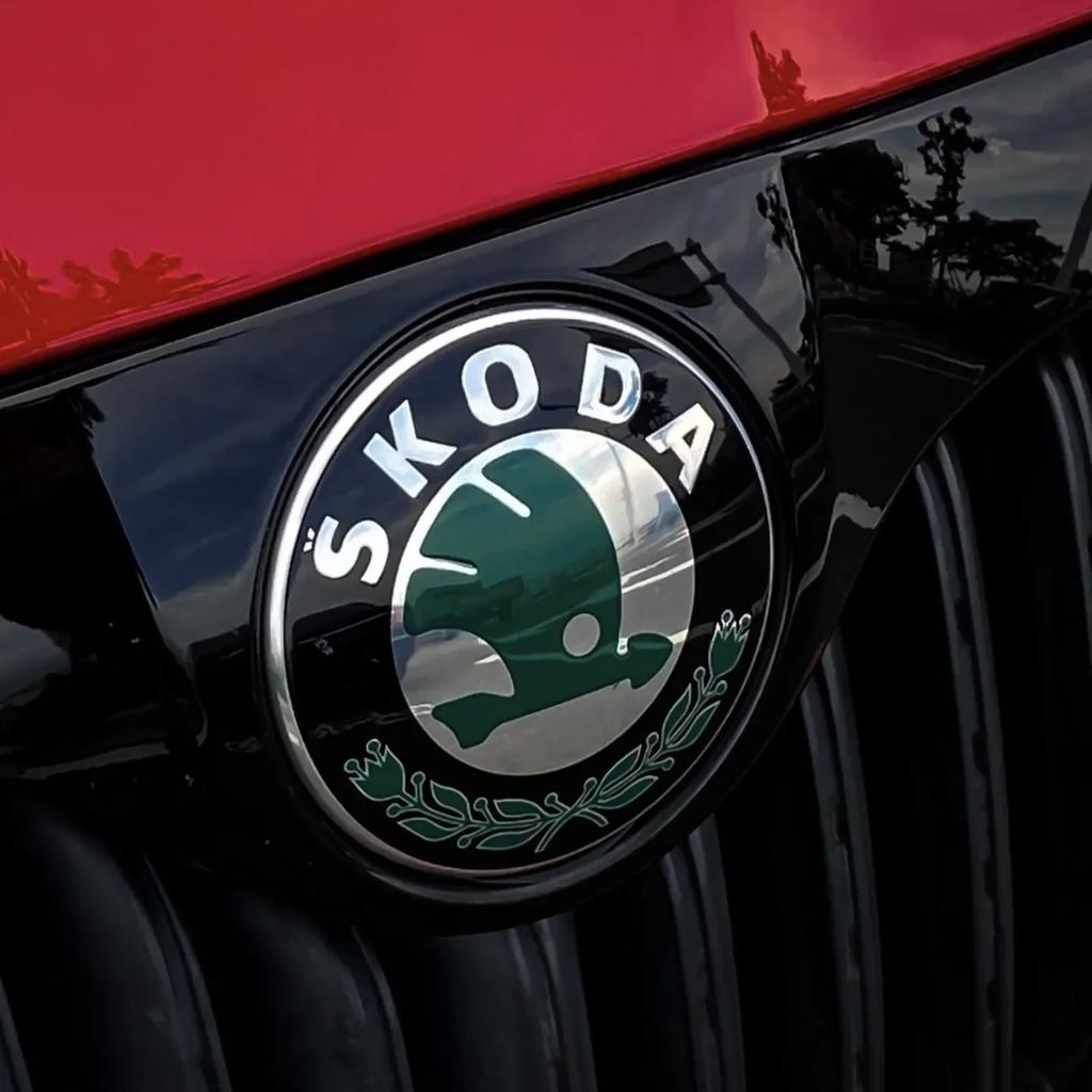 2025 Новый Автомобиль Задний Передний Значок Наклейка на Багажник для Skoda Kodiaq Karoq 2 A7 Tour VRS Superb Octavia Yeti Fabia 1 Rapid Access