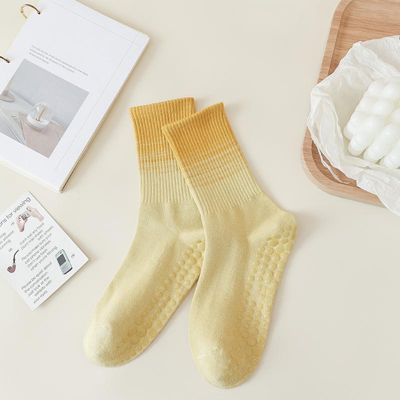 Gradient Yoga Socks Women Professional Silicone Non-slip Pilates Socks Indoor Workout Gym Fitness Cotton Dance Sports Socks Sox