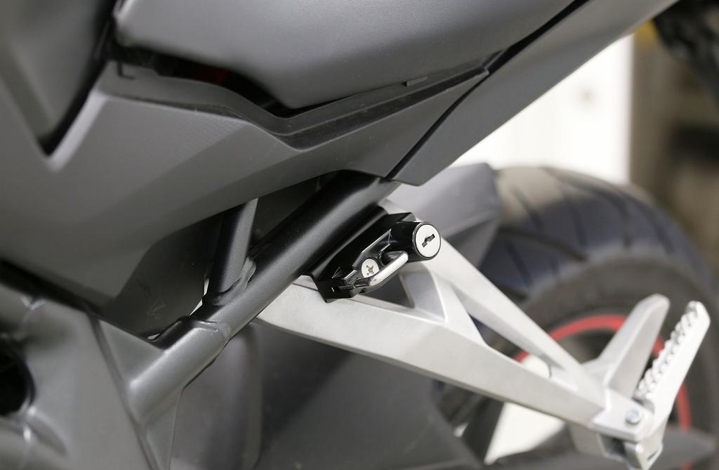 Kijima CBR250RR 2017 HONDA 303-1584 Motorcycle Helmet Lock Holder Black