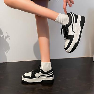 Невидимая скрытая платформа Белые туфли Женские Новые Весенние Маленькие Кроссовки Женские Кежуал Обувь Панда