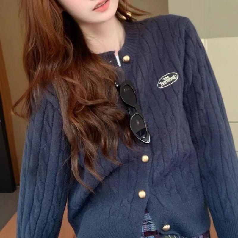 Осенний кардиган свитер с круглым вырезом на пуговицах, женский, с вязаным узором «косы», женская куртка в колледжском стиле