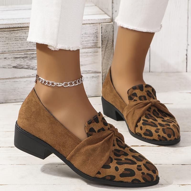 Women's Chic Oxfords with Leopard Print - Lightweight, Pointed Toe Flats Comfortable All-Season Shoes with Rubber Sole, Spike Embellishment