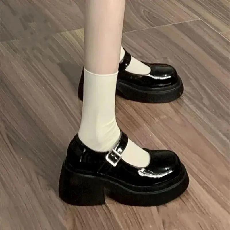 Fashion Little Mary Jane Thick Soled College Style Black Shiny Small Leather Shoes Versatile Shallow Mouth Single Shoes