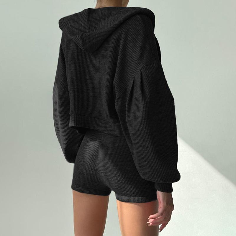 Базовый однотонный спортивный костюм для женщин, повседневный, простой, топы на молнии, длинный рукав, толстовка с капюшоном, тонкие, с высокой талией, эластичные шорты, комплект из 3 предметов