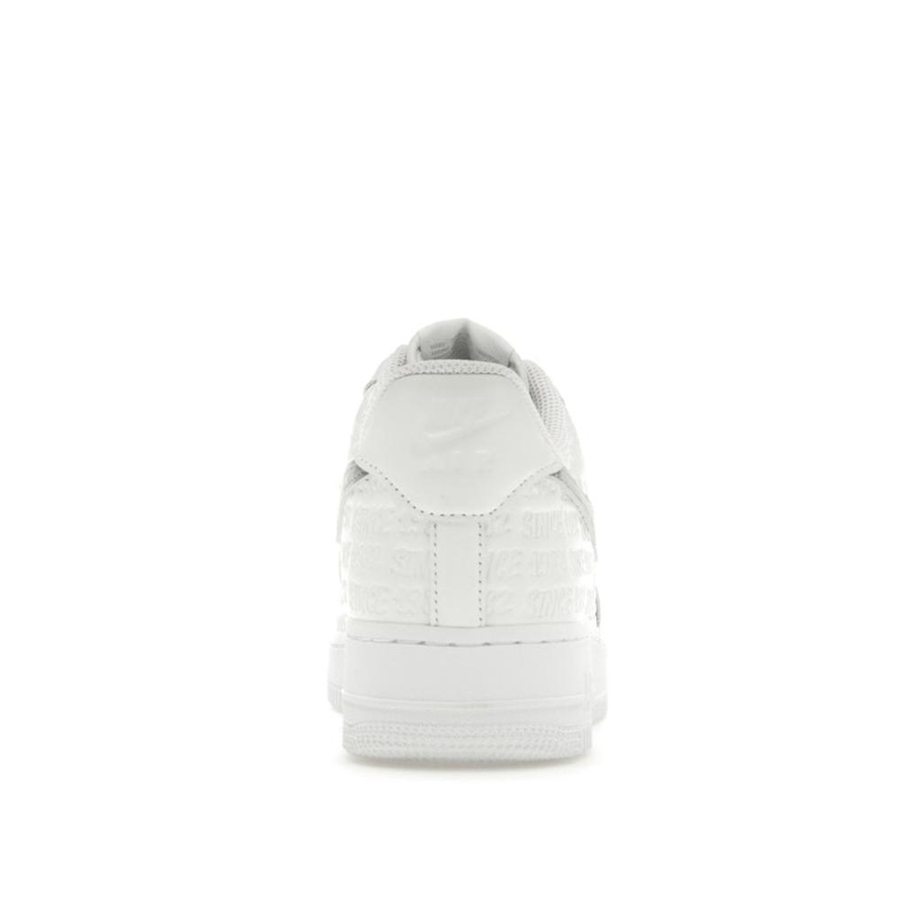 Nike Женские кроссовки Air Force 1 Low с 1982 года, белый саммит-белый металлик-серебристый FJ4823-100