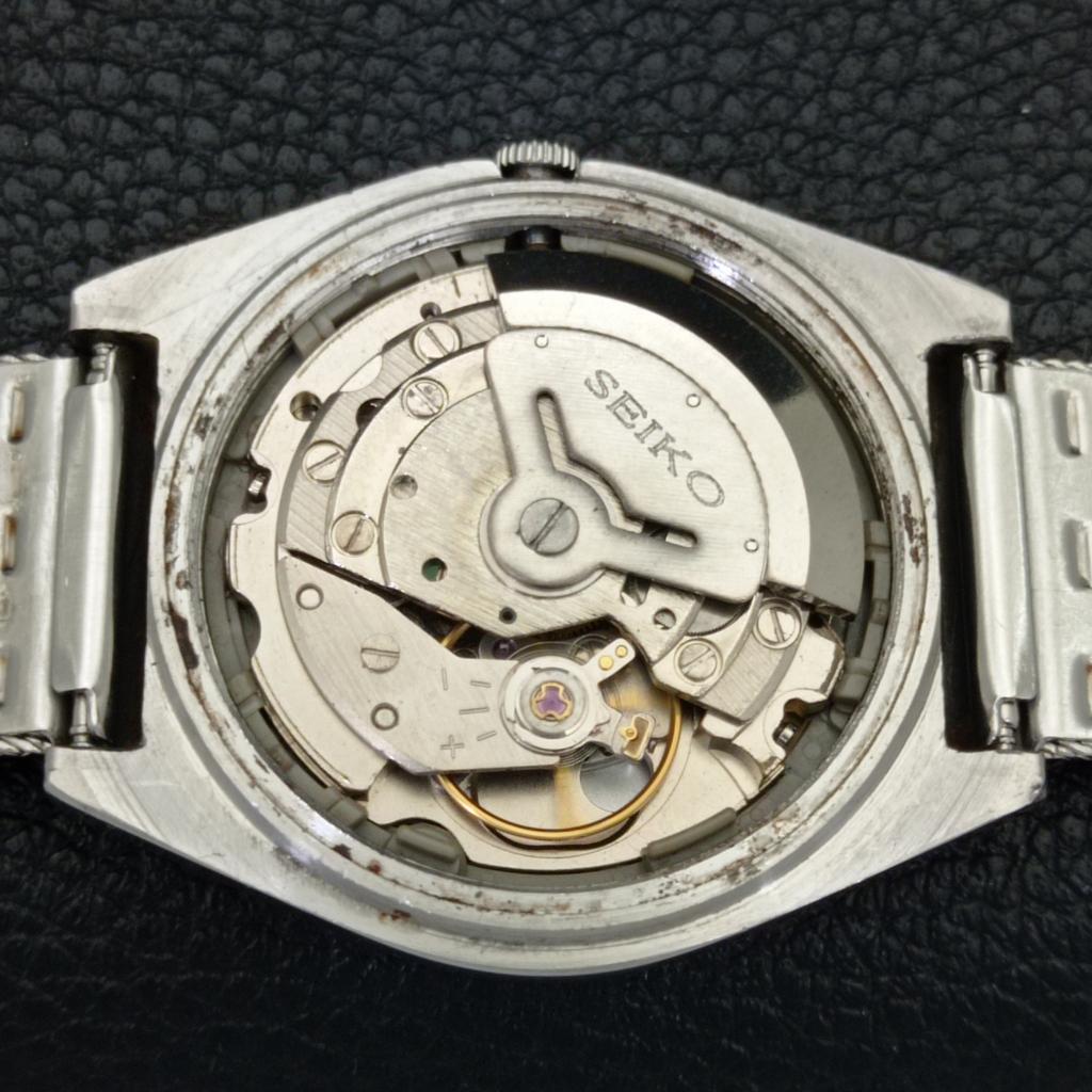 ВИНТАЖНЫЕ МУЖСКИЕ АВТОМАТИЧЕСКИЕ ЧАСЫ SEIKO 5 ЯПОНИЯ С БЕЛЫМ ЦИФЕРБЛАТОМ a701327-5