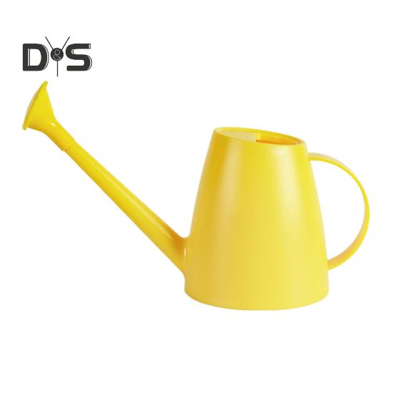 Лейка 1,8 л с длинным носиком, садовый кувшин с разбрызгивателем, легкая пластиковая лейка для комнатных растений, растений на открытом воздухе