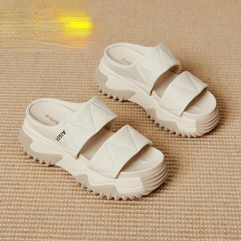 Мягкие кожаные тапочки, женские новые домашние и уличные модные тапочки на толстой подошве, трендовые противоскользящие туфли на плоской подошве, износостойкие сабо