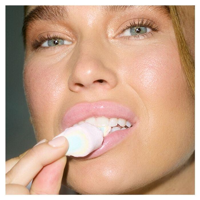 Gosh Copenhagen Brillant à Lèvres Peptide Lip Gloss 002 Candy Gosh