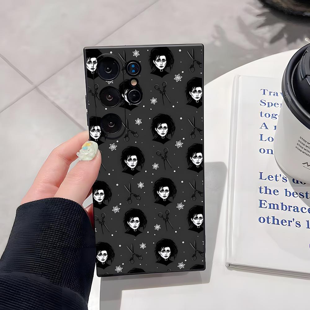 Retro Edward Scissorhands Phone Case For Samsung S26 Ultra S25 Edge Ultra S23 S22 S21 S20 Ultra Plus S24 Fe Cover