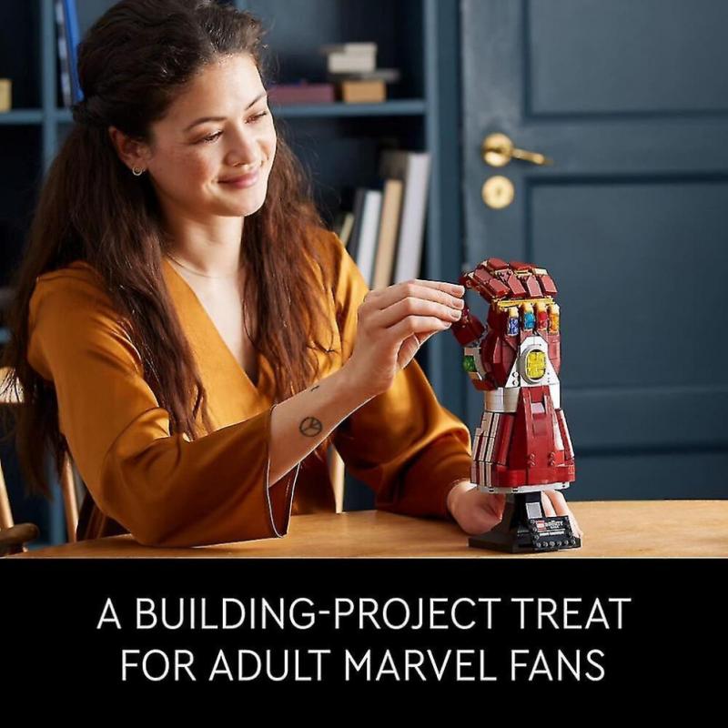 Коллекционный набор «Перчатка Бесконечности», перчатка Таноса с Камнями Бесконечности, строительный набор, идея подарка «Мстители» для взрослых и подростков, наборы для моделирования для декора