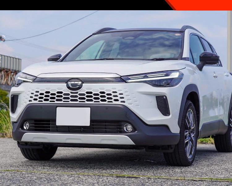 Декоративная накладка на противотуманную фару Toyota Corolla Cross (Модели 2025-2026)