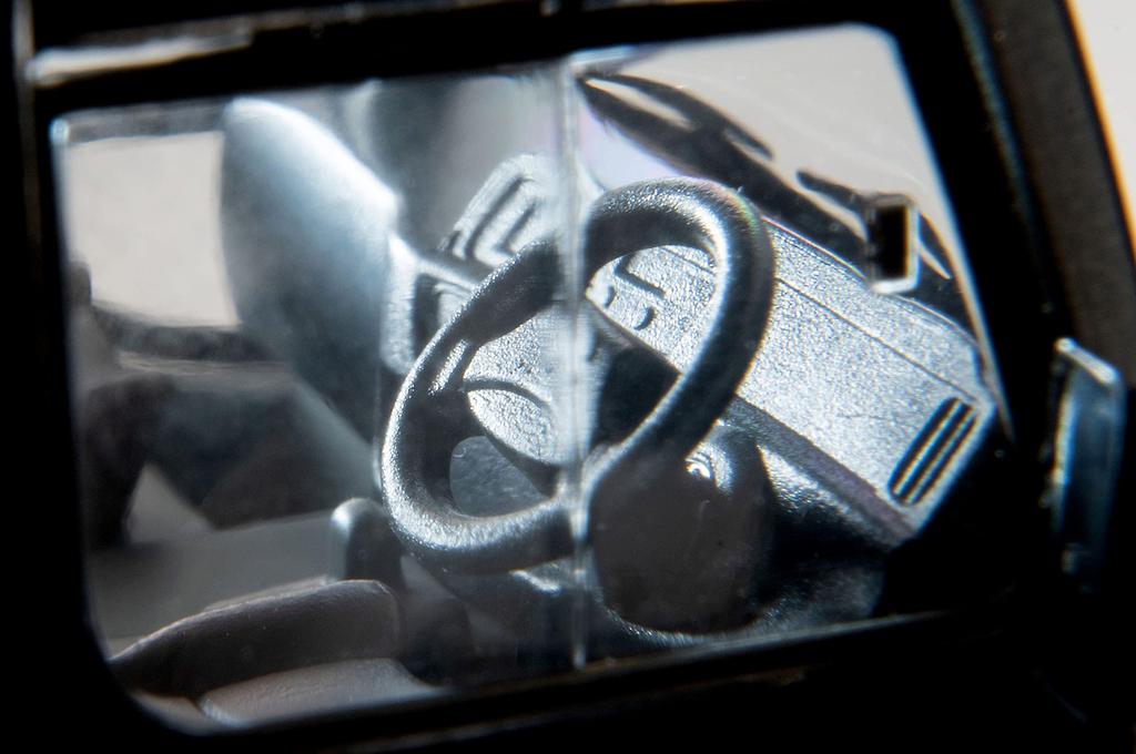 Tomica Limited Vintage Neo 164 LV-N294a Toyota Coaster EX Silver Finished Product