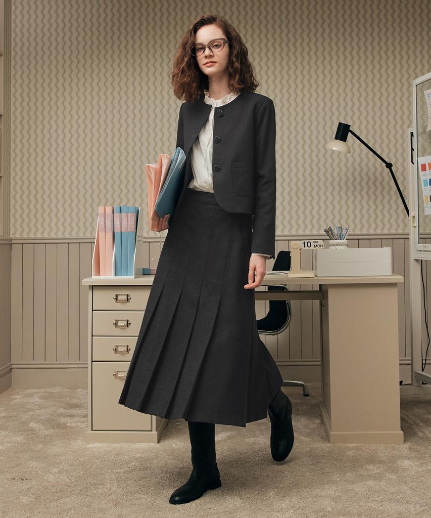 Zero Street [2 Colors] Cherni Pleated Skirt