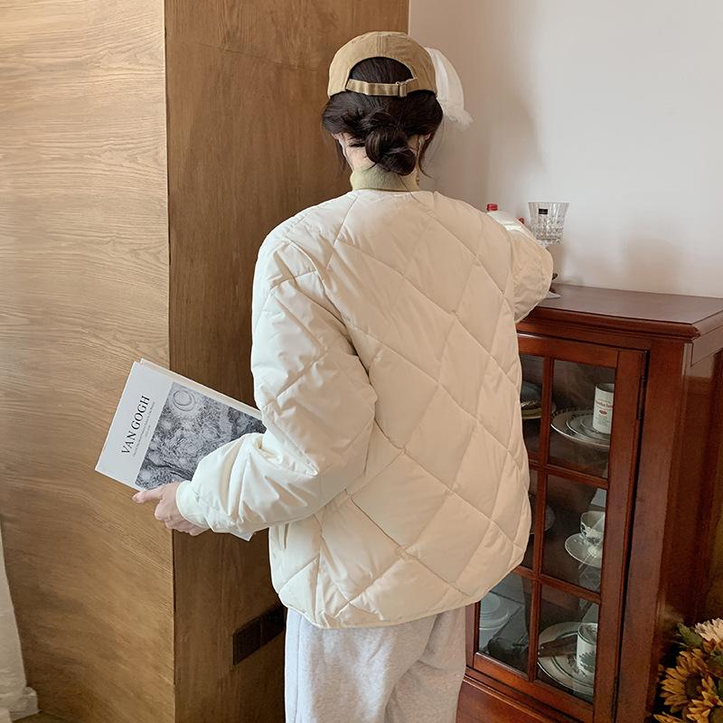 2025 осень и зима новая пуховая хлопковая куртка женская короткая в гонконгском стиле ромбовидная стеганая легкая хлопковая куртка свободная утепленная куртка куртка