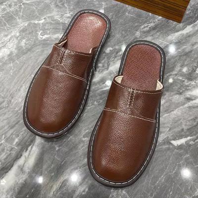 2024 Новые высококачественные кожаные тапочки для мужчин, домашняя обувь на все времена года, деловые тапочки, пары обуви