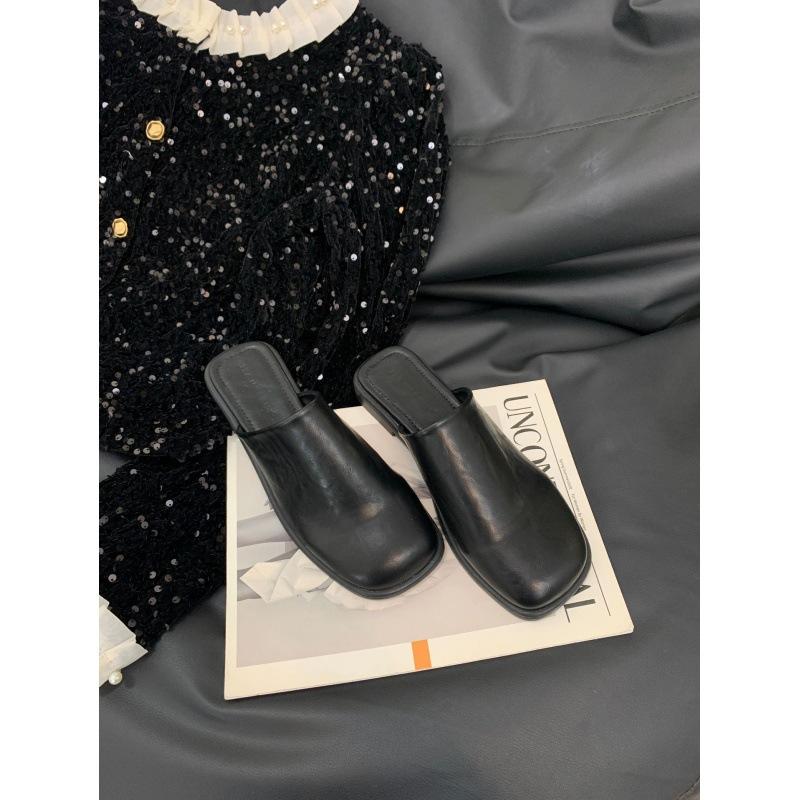 Весной и осенью 2025 года новая ретро британская сумка с плоским дном, головка и полушлепанцы, женская обувь, версия для ношения, обувь Мюли