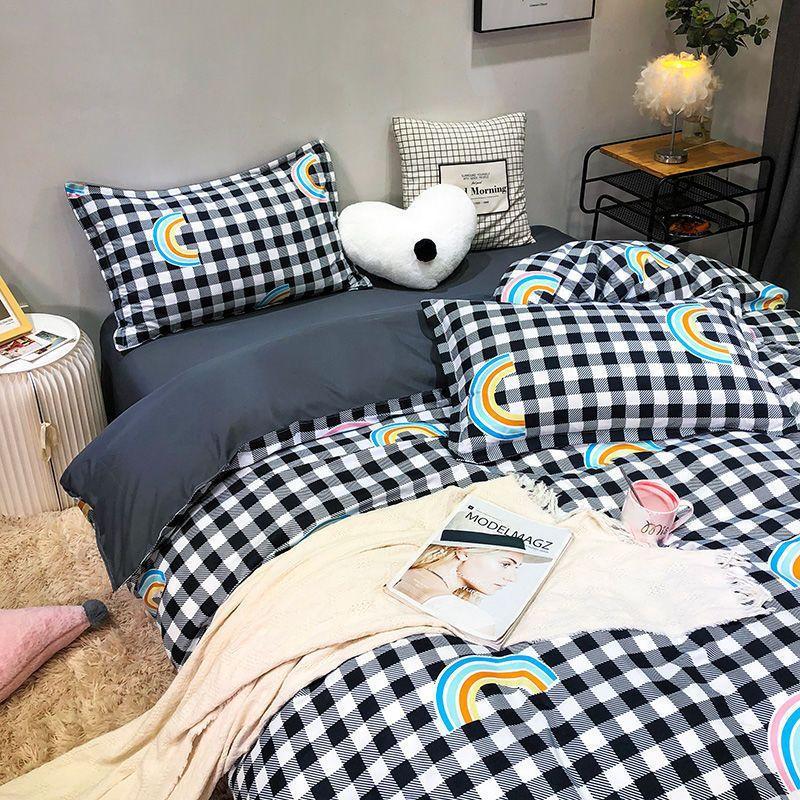 Мультяшный комплект из четырех предметов, пододеяльник, простыня, принадлежности для общежития, комплект из трех предметов для одной двуспальной кровати