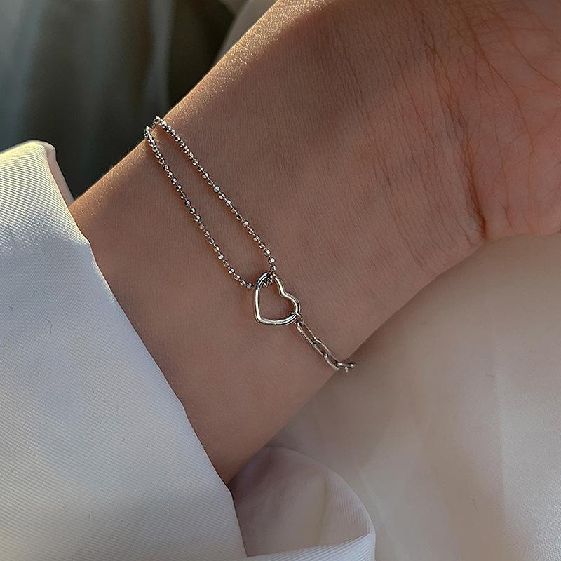 Милая и классная цепочка для подруги, милая и маленькая, свежая любовь, литературный и персонализированный двухслойный полый браслет в форме сердца для женщин